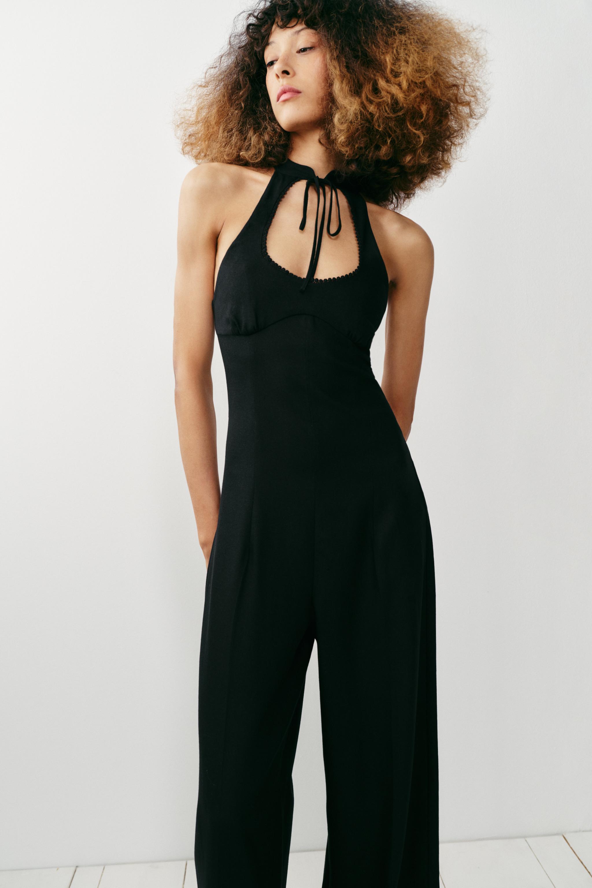 LINEN BLEND WIDE-LEG HALTER JUMPSUIT
